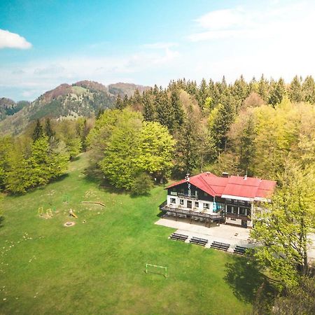Planinski Dom Na Kalu Bed and Breakfast Dol pri Hrastniku Eksteriør billede