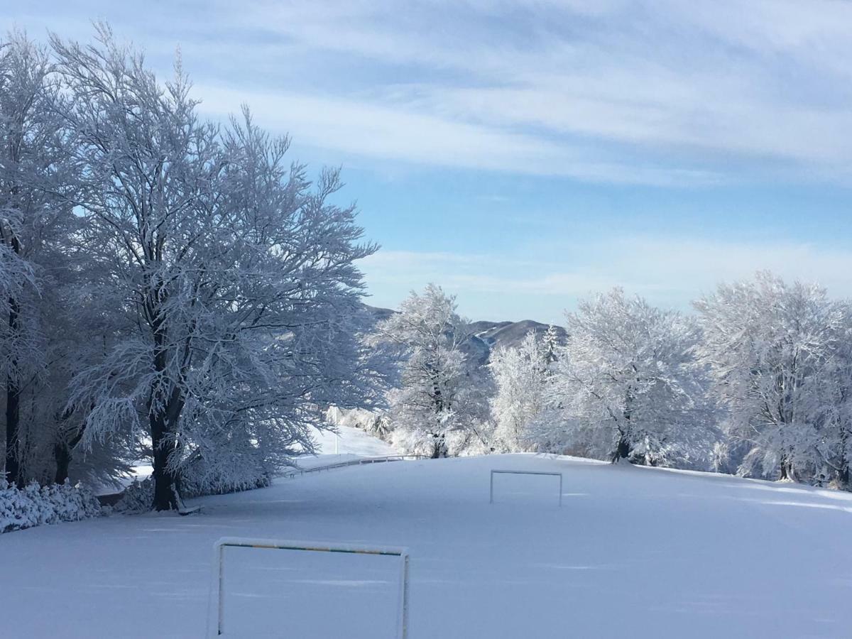 Planinski Dom Na Kalu Bed and Breakfast Dol pri Hrastniku Eksteriør billede